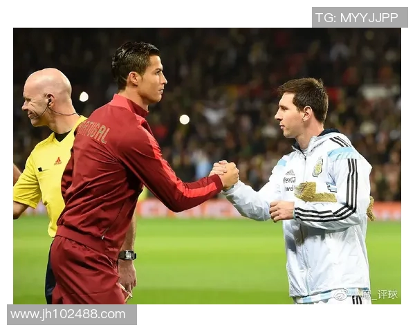 足球明星肖像画全景展示从梅西到C罗的艺术魅力与风采